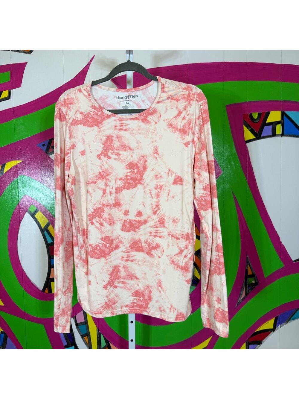 Hang Ten White and Orange Long Sleeve Tee, UV Protection UPF 50+. Size XL.